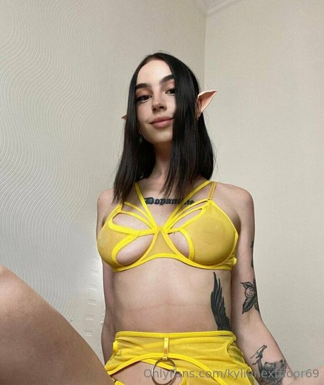 Kylienextdoor69