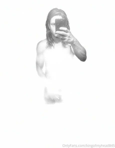 Kingofmyhead845