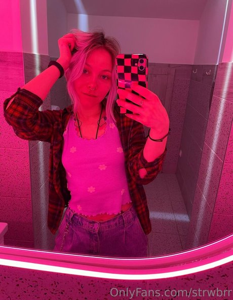 Strwbrr