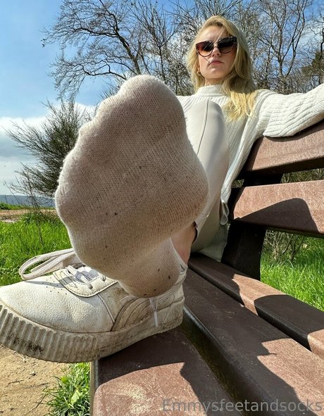 Emmyfeetandsocks