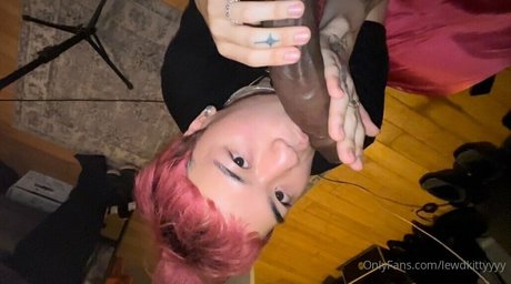Lewdkittyyyy