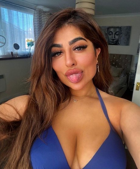 Priya Yasmin X