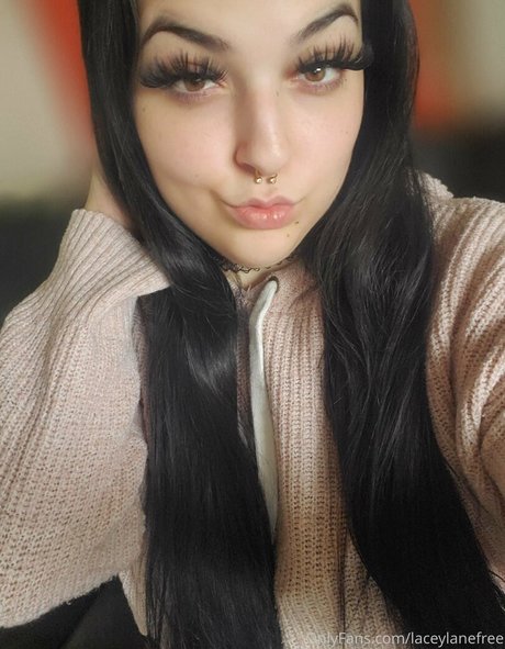 Laceylanefree