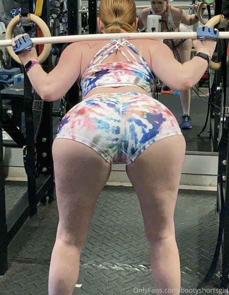 Bootyshortsgirl