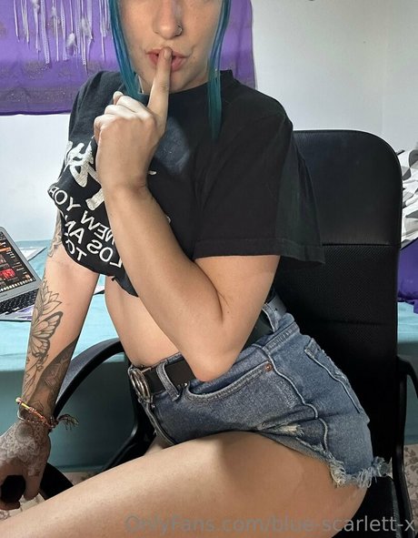 Bluescarlettx