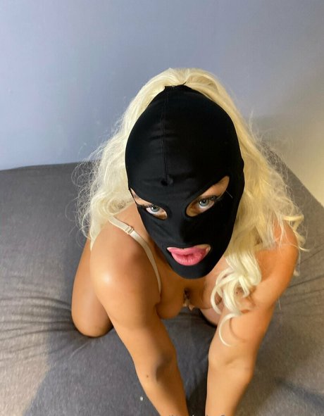 Littlelofotengirlfree