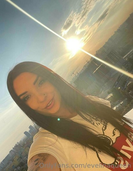 Evelinaqueen