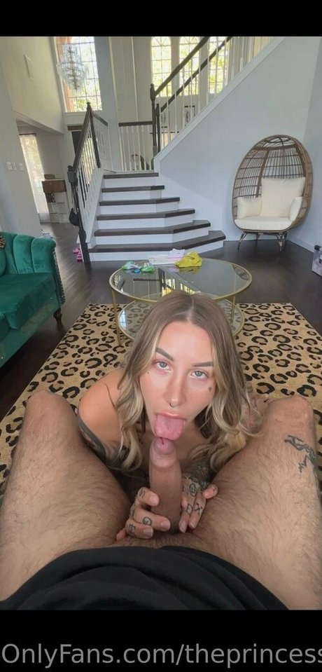 Theprincesspineapple