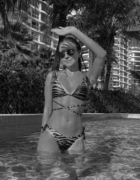 Nicole Loures  nude leaked OnlyFans photo