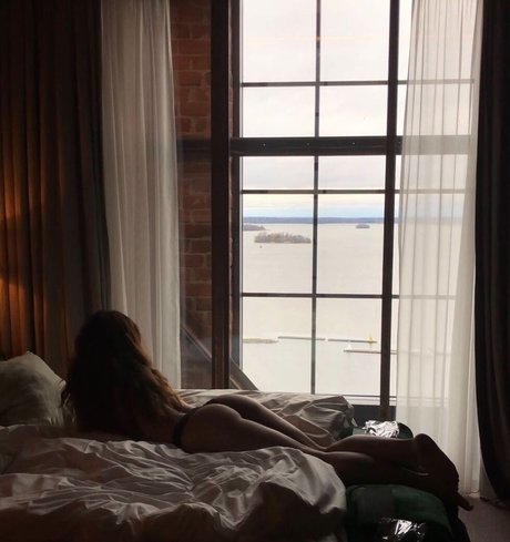 Alicelovestrawberries