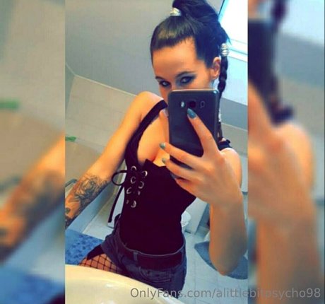 Alittlebitpsycho98