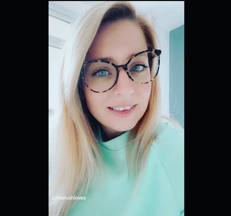 Lottielushloves