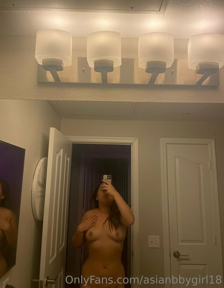 Asianbbygirl18
