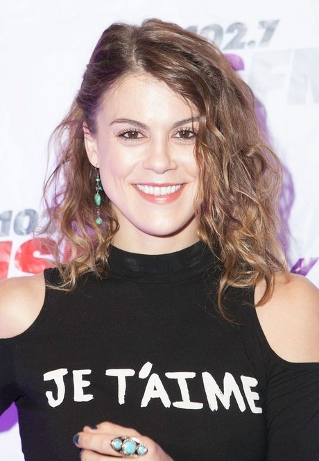 Lindsey Shaw
