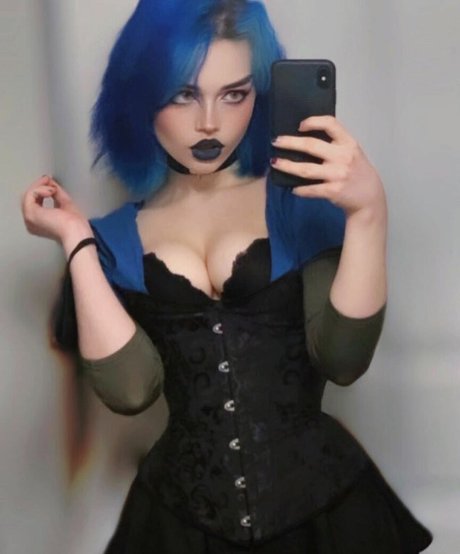 Queen Nephilim