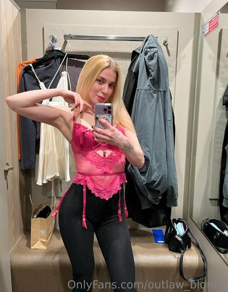 Outlawblonde