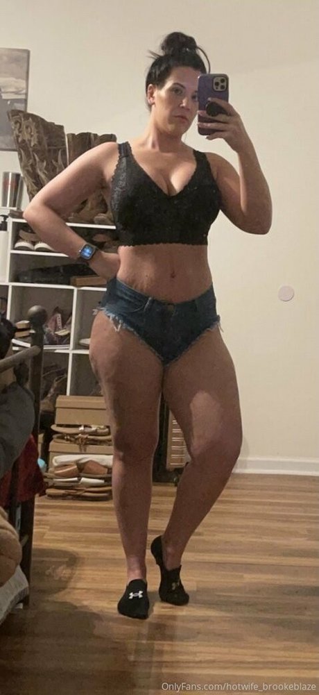 Hotwifebrookeblaze