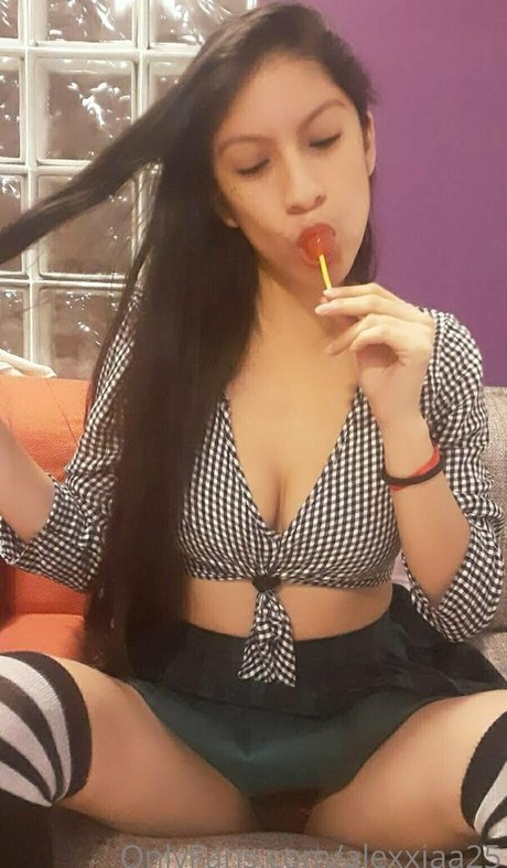 Alexxiaa25