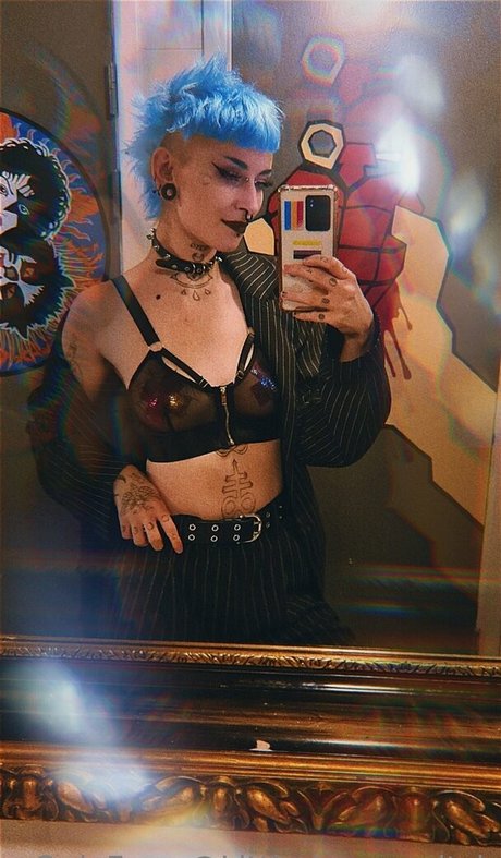 Littledemonwitchfree