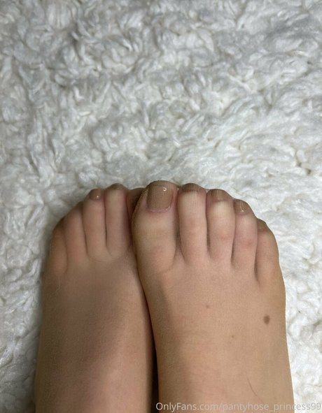 Pantyhoseprincess99