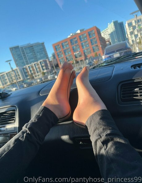 Pantyhoseprincess99