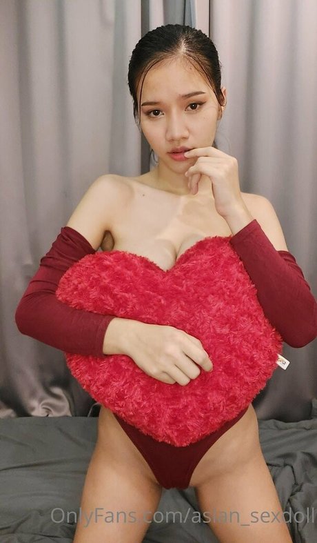Asian Sexdoll