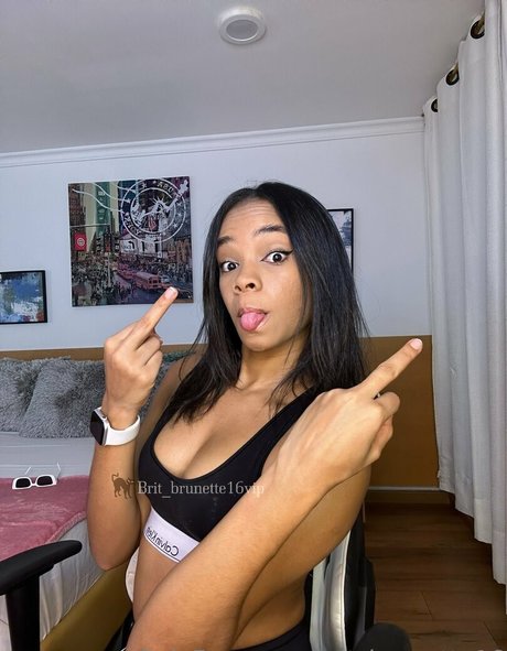 Britbrunette16