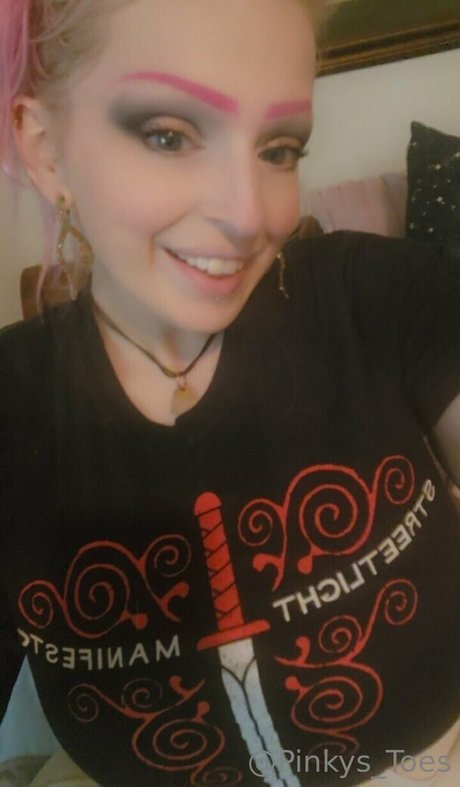 Pinkystoes