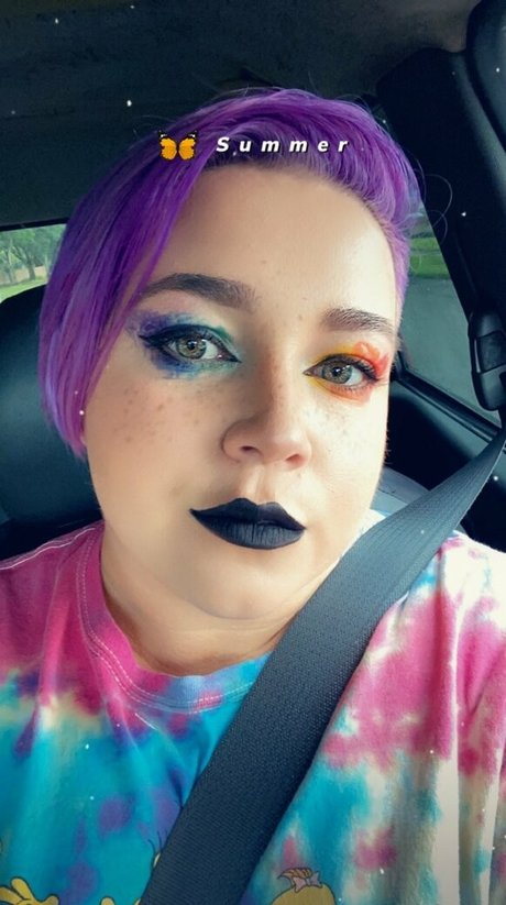 Unsupervisedhousewife