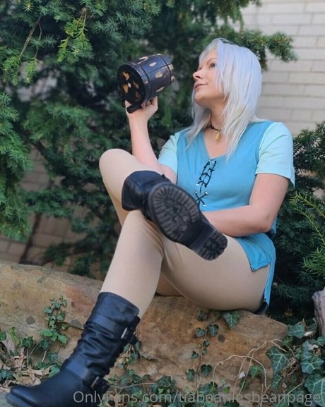 Realprincesstiabeanie