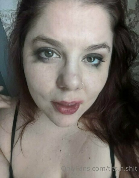 Titsnshit