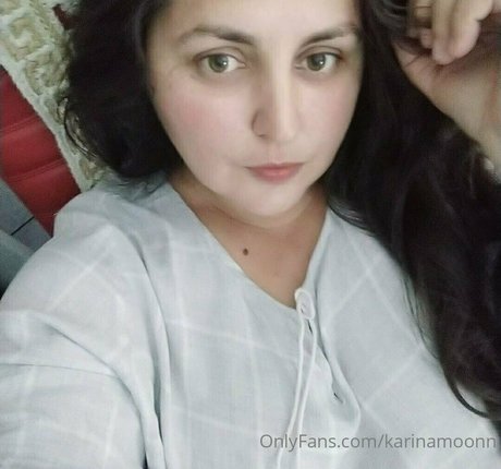 Karinamoonn