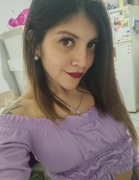 Hornylatina26