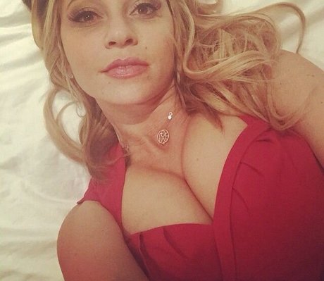 Tara Strong