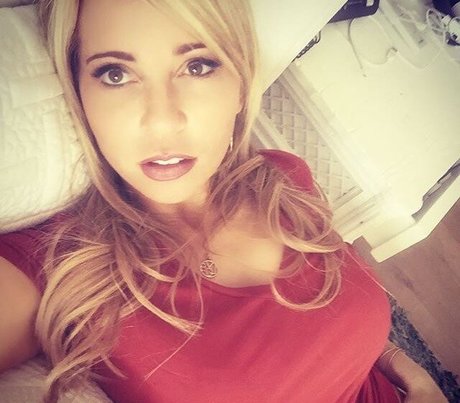 Tara Strong