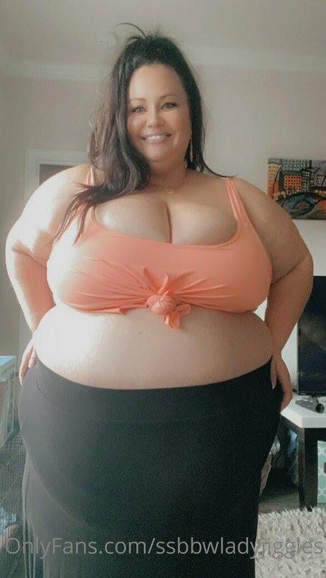 Ssbbwladyjiggles