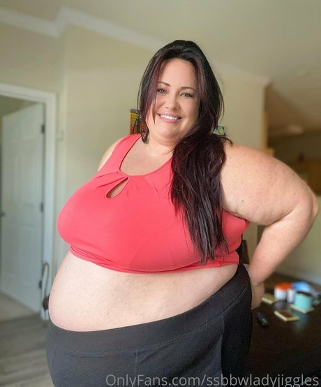 Ssbbwladyjiggles