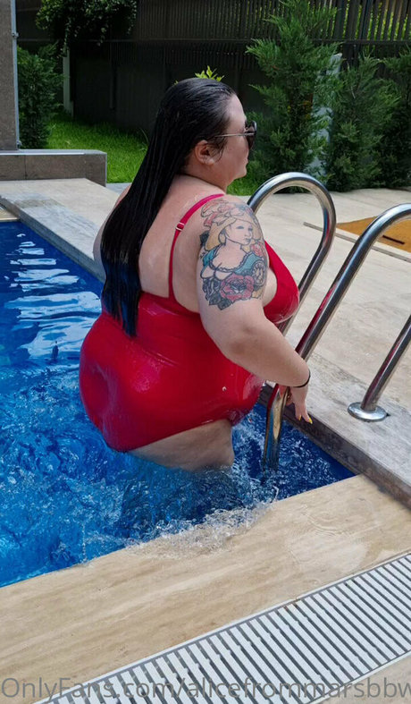 Alicefrommarsbbw