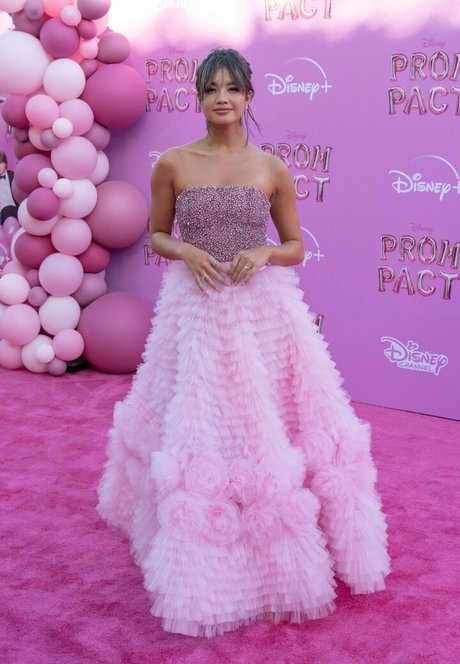 Peyton Elizabeth Lee