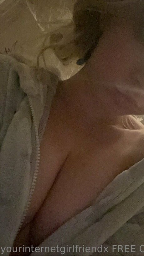 Yourinternetgirlfriendx