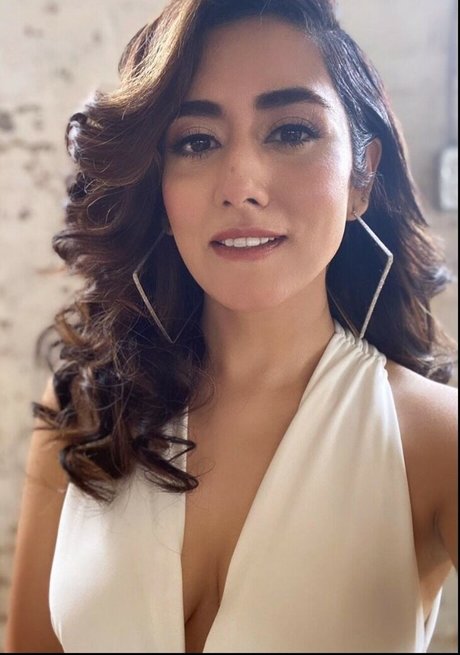 Jonita Gandhi