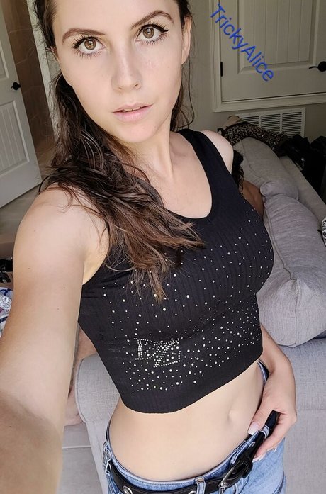 Trickyalice6