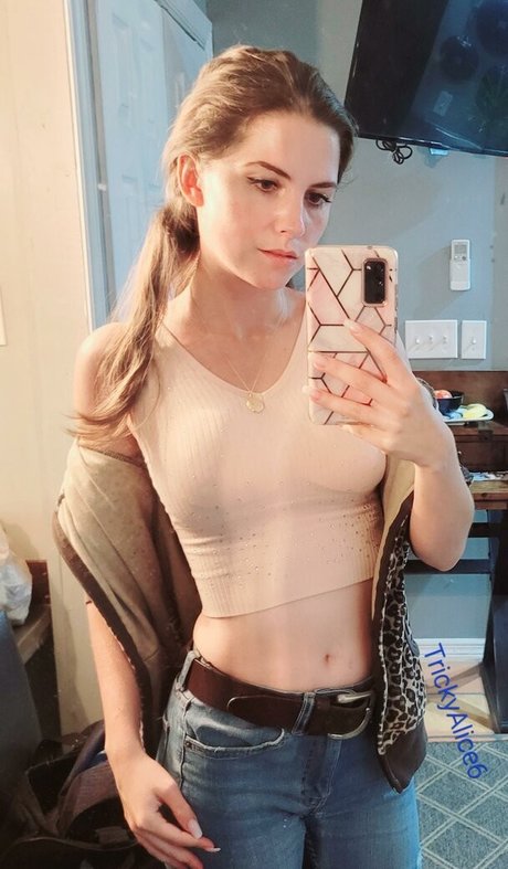 Trickyalice6