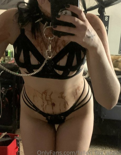 Fallenfoxangel