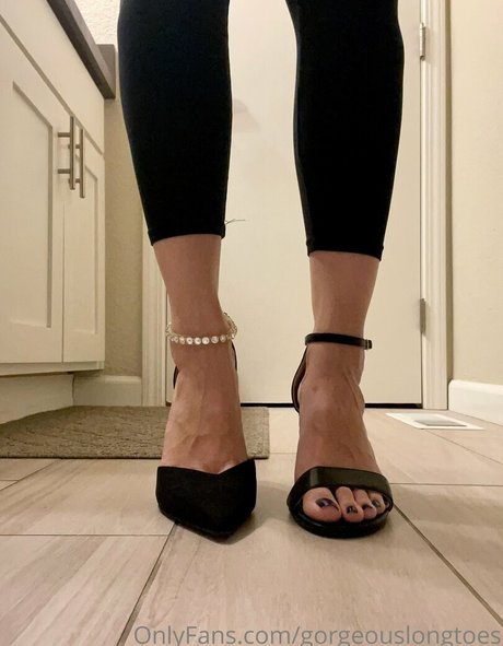 Gorgeouslongtoes
