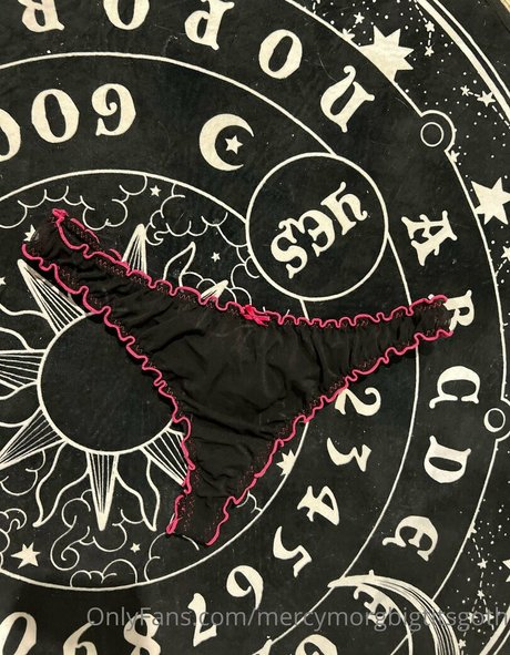 Mercymorgbigtitsgoth