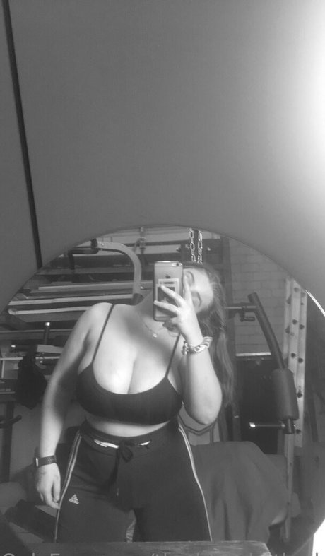 Theblondethebrunette