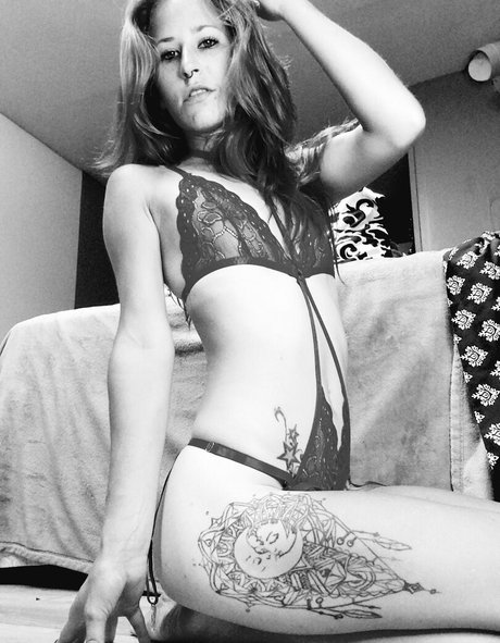 Bellaenchantressfree