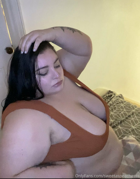 Sweetaspeachesss